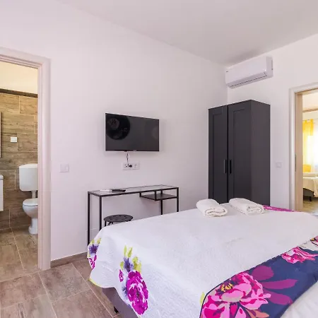 Mario By Interhome Svetvinčenat