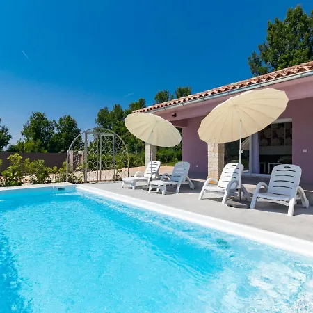 Dom wakacyjny Mario By Interhome