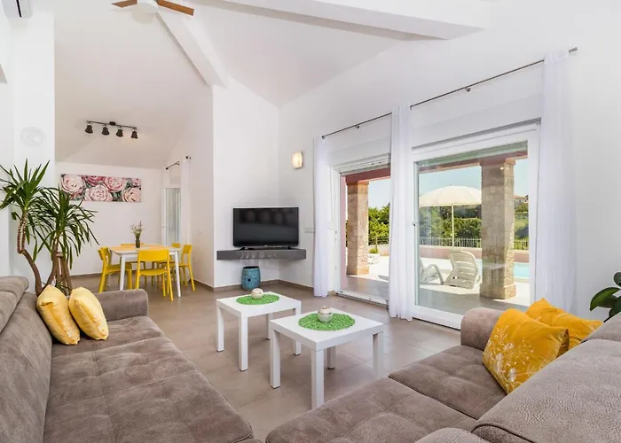 Mario By Interhome Ferienhaus Svetvinčenat